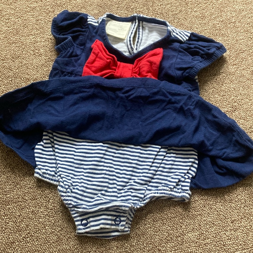 ❤️Navy Blue Baby Dress with Red Bow - Picture 3 of 4